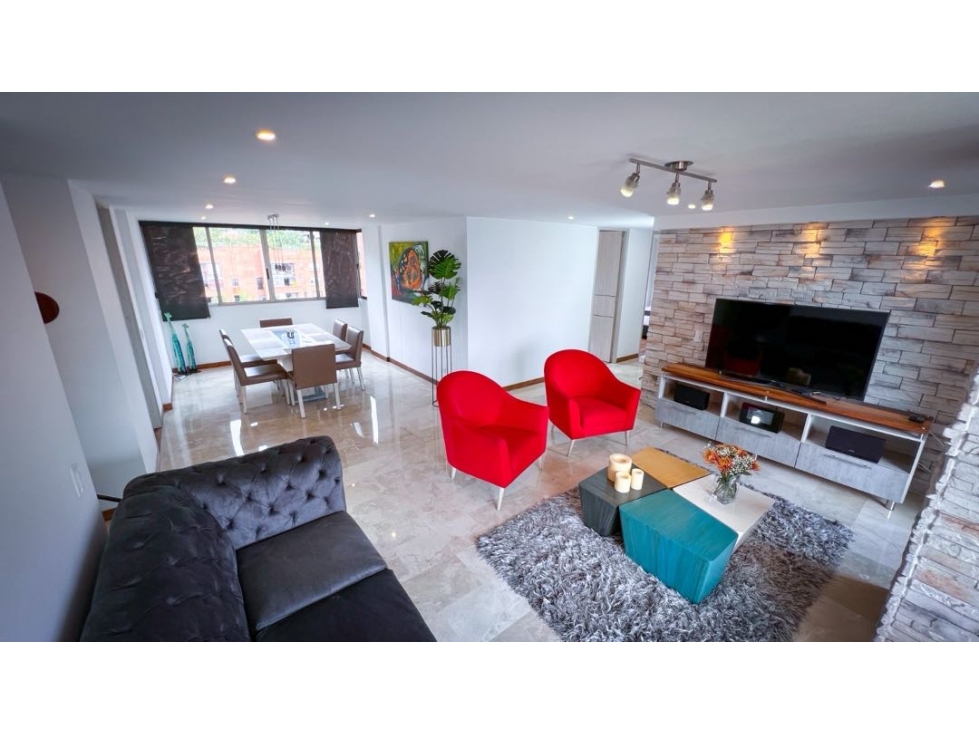 Apartamento en el Poblado El Campestre en Arriendo Amoblado