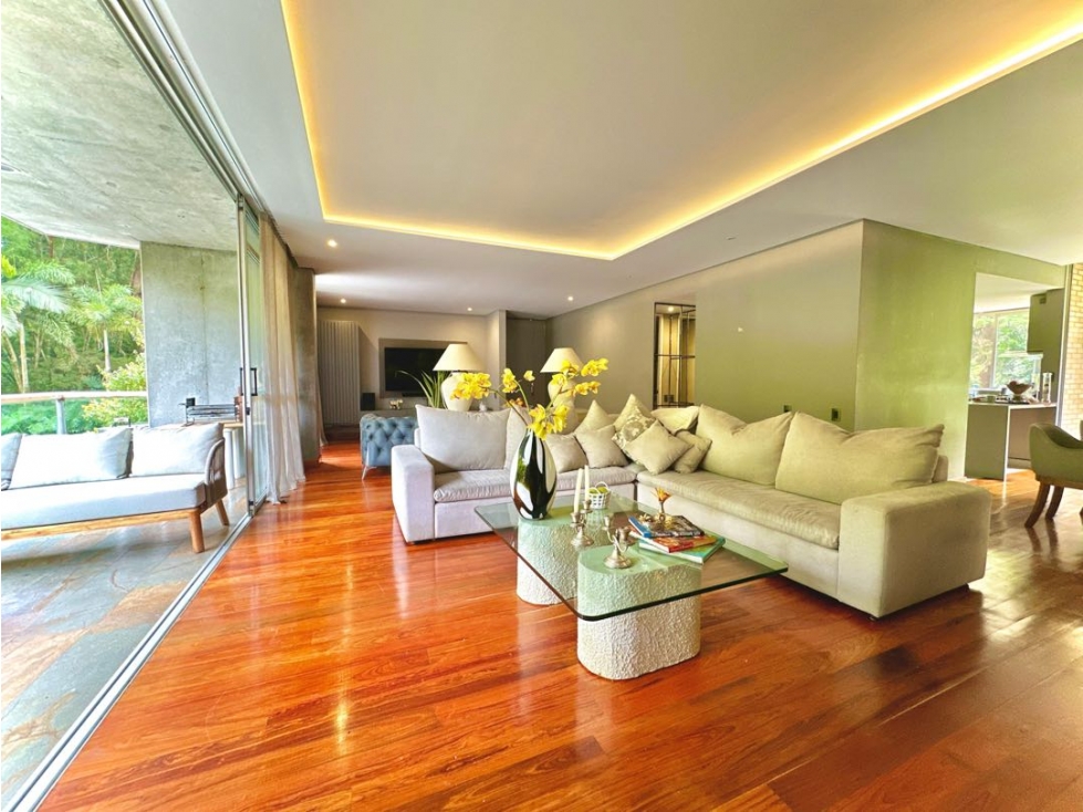 VENDO APARTAMENTO SECTOR LAS SANTAS, EL POBLADO. — foto 3