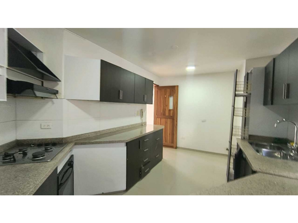Rento apartamento en pinares — foto 5
