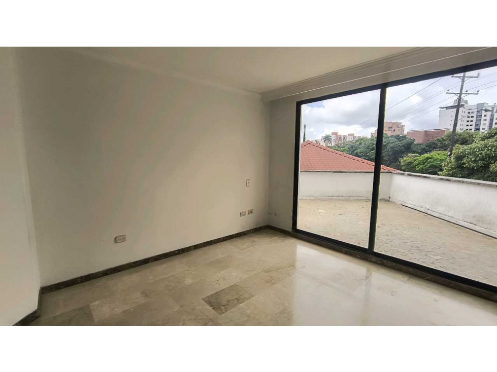 Rento apartamento en pinares — foto 6