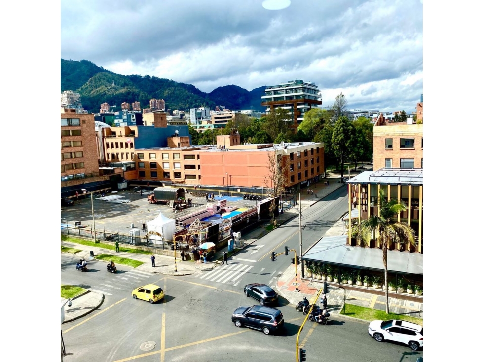 Rento apartamento duplex con terraza en Chico — foto 3