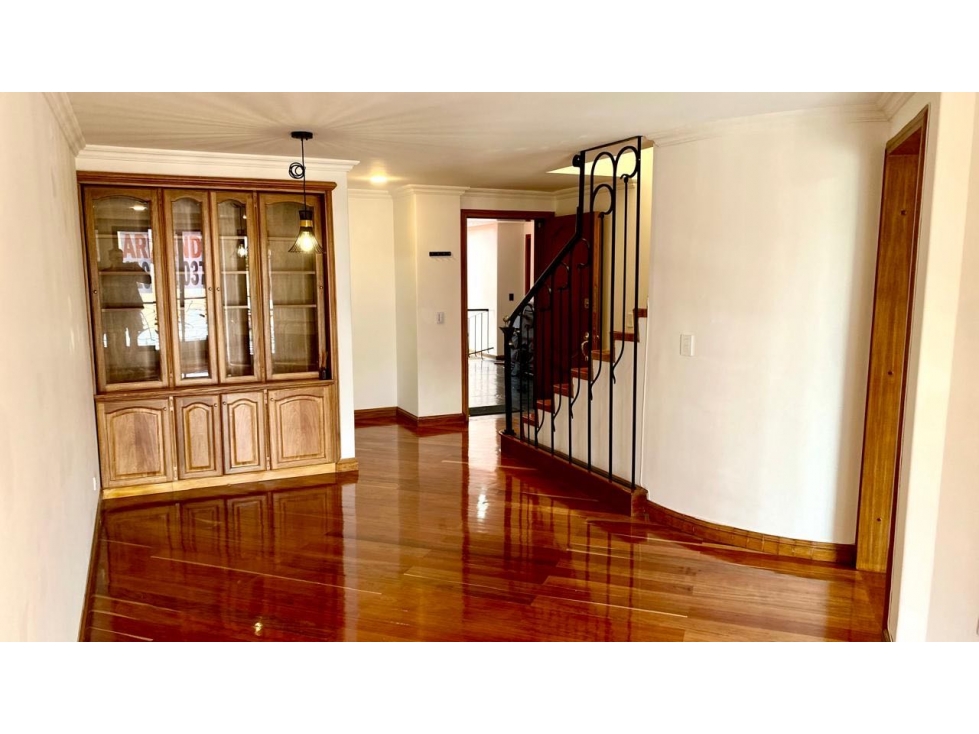 Rento apartamento duplex con terraza en Chico — foto 4