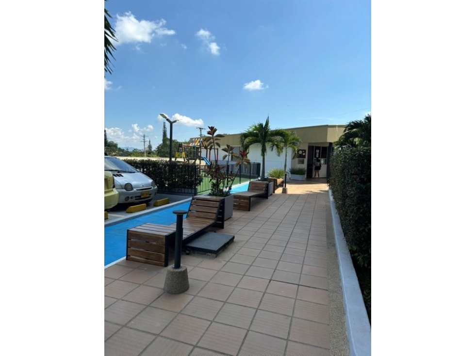 RENTO APARTAMENTO EN GALICIA PEREIRA - 3