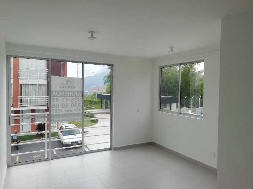 VENDO APARTAMENTO ESQUINERO EN ZAGUAN DE VILLAVENTO 1