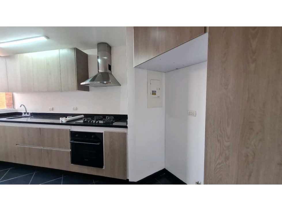 VENDO APTO MODERNO EXTERIOR 3 HABITACIONES CLUB HOUSE - CHICO III — foto 6