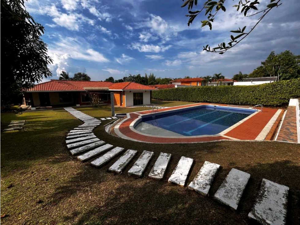 RENTO CASA CAMPESTRE EN EL TIGRE, CERRITOS PEREIRA. - 1