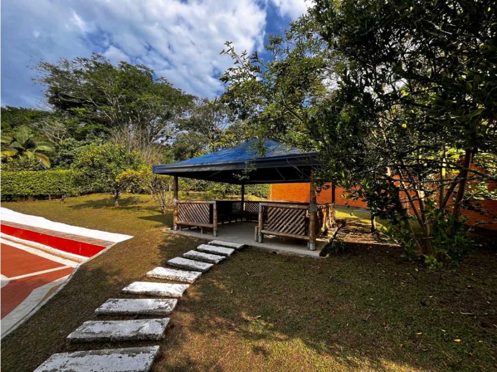 RENTO CASA CAMPESTRE EN EL TIGRE, CERRITOS PEREIRA. - 2