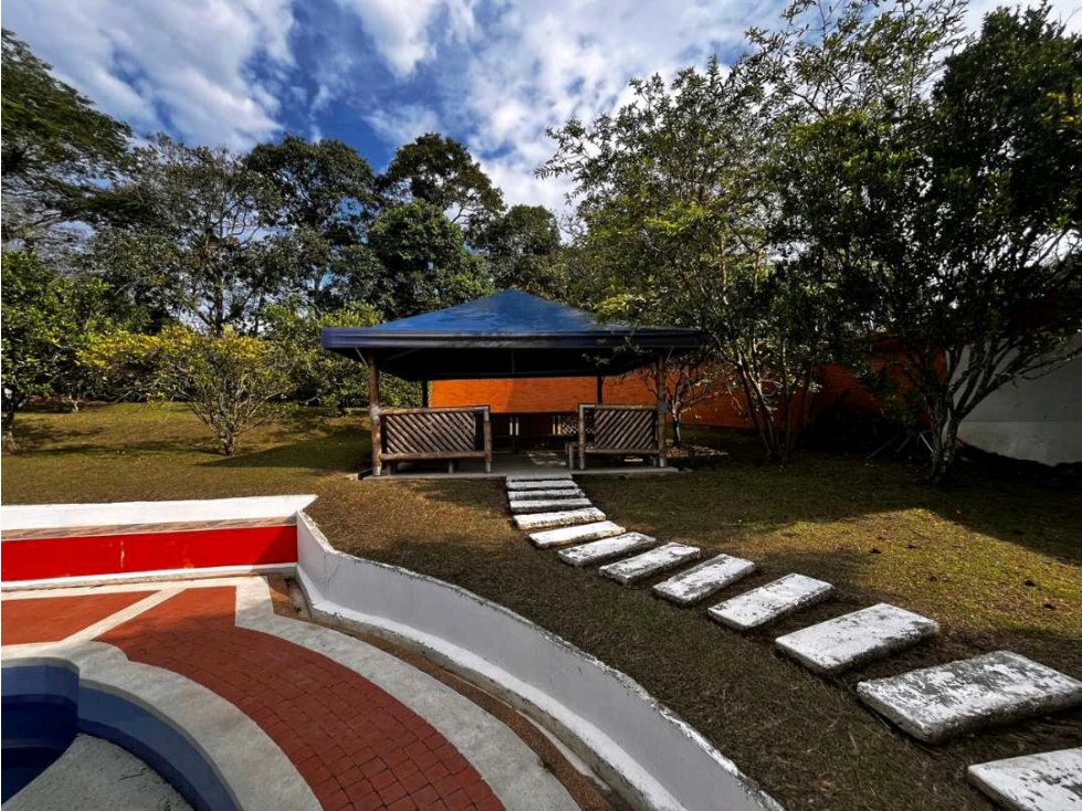 RENTO CASA CAMPESTRE EN EL TIGRE, CERRITOS PEREIRA. - 4