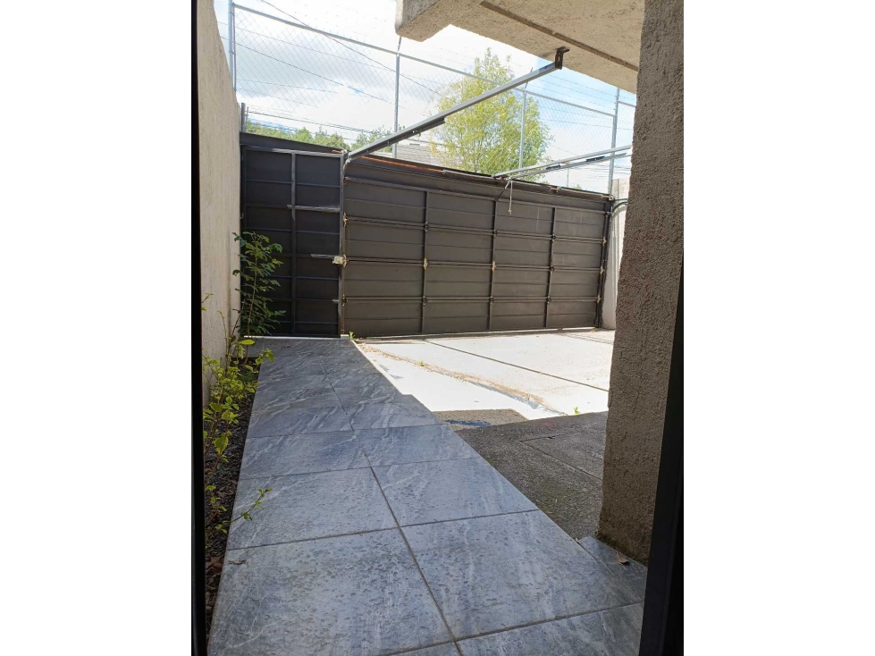 RENTO CASA NUEVA AMPLIA CON JARDIN EN TLAXCALA - 2