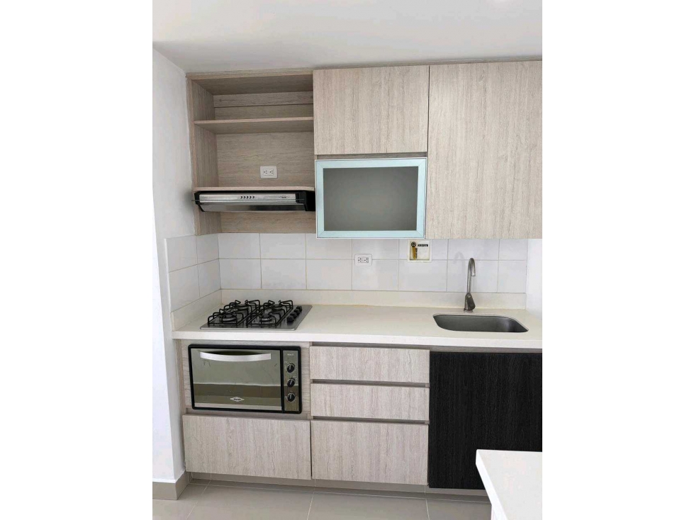 RENTO DIRECTO CON SEGURO APARTAMENTO EN SABANETA — foto 4