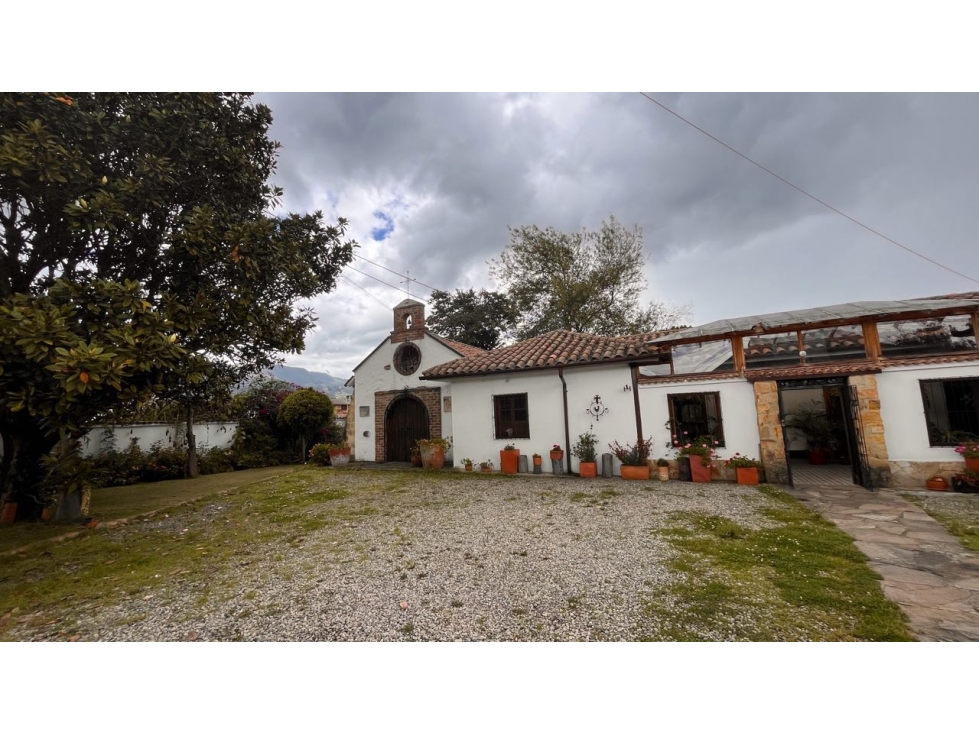 Rento linda casa campestre en Tabio con Capilla y amplia zona verde. - 3