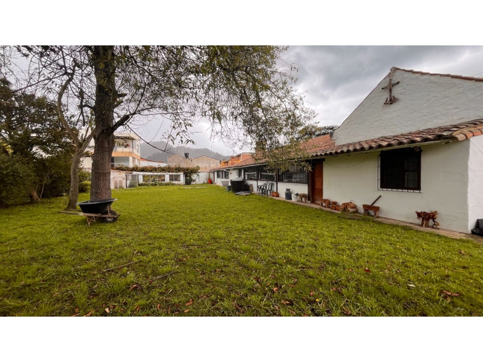 Rento linda casa campestre en Tabio con Capilla y amplia zona verde. - 5