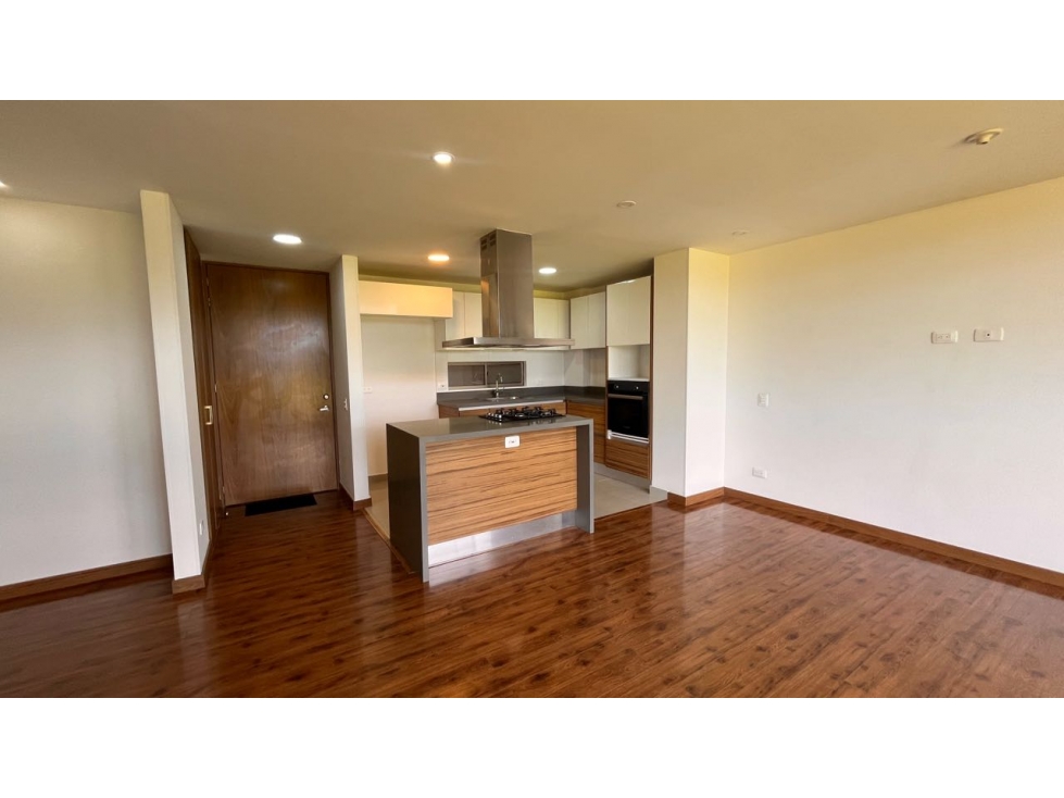 Vendo lindo apartamento milla de oro club house. Dos garajes — foto 6