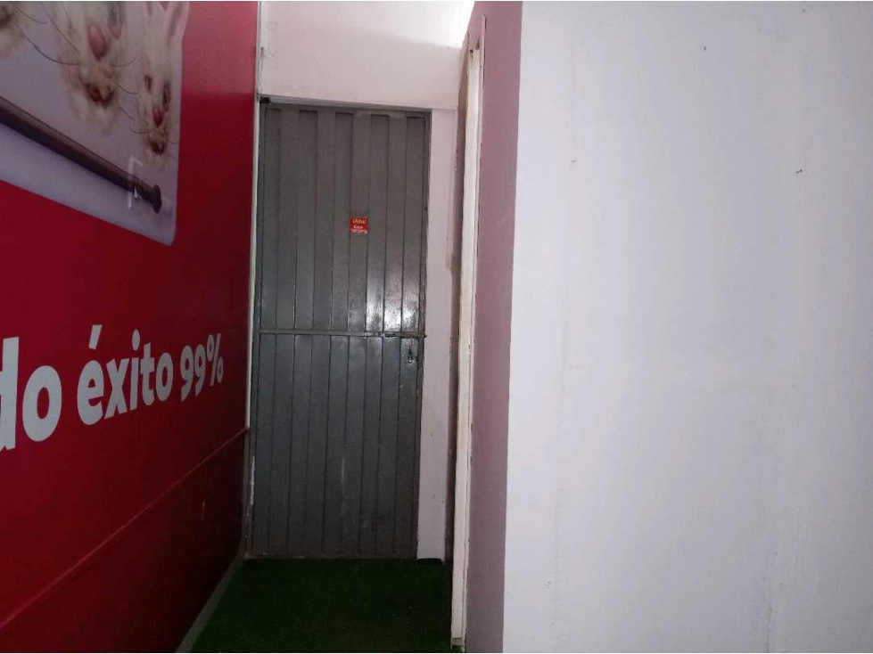 OPORTUNIDAD Alquilo Local comercial zona Centro de Manta - 6