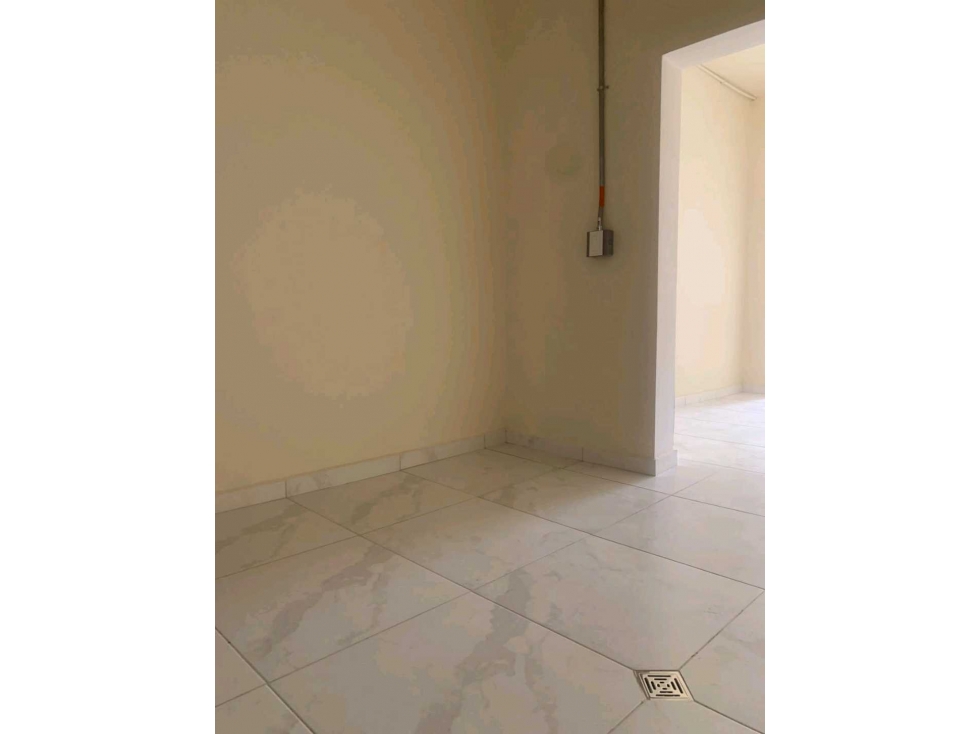 Rento local en Guayabal — foto 4