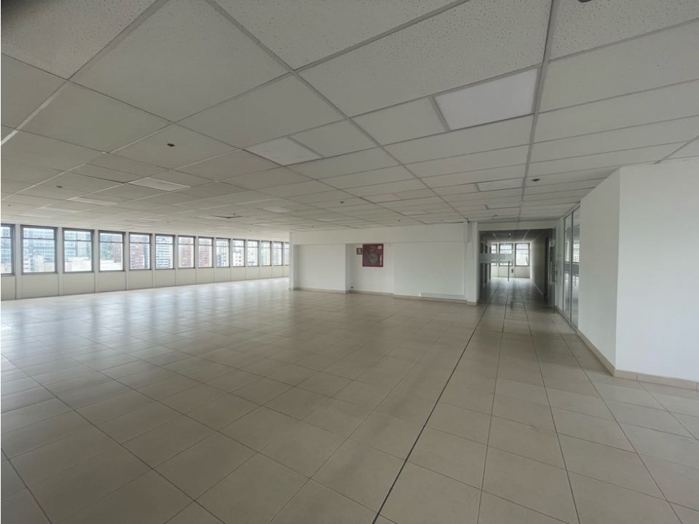 RENTO OFICINA EN EL CENTRO DE BOGOTÀ EN PRESTIGIOSO EDIFI — foto 5