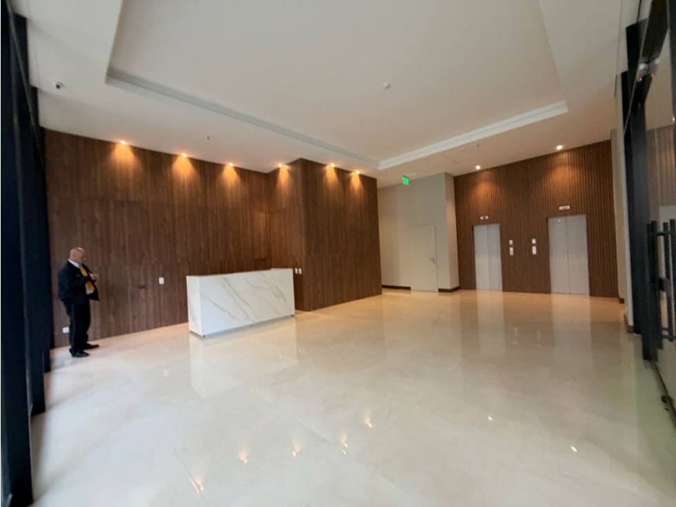 RENTO PARA ESTRENAR MODERNO APARTAMENTO EN CHICO RESERVADO — foto 3