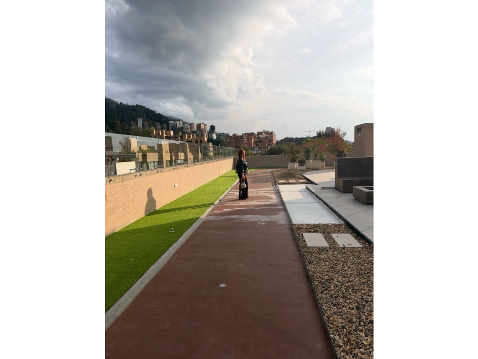 RENTO PARA ESTRENAR MODERNO APARTAMENTO EN CHICO RESERVADO — foto 4