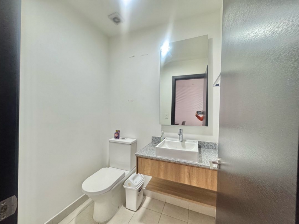 Rento suite amoblada, 65m2, República De El Salvador — foto 2