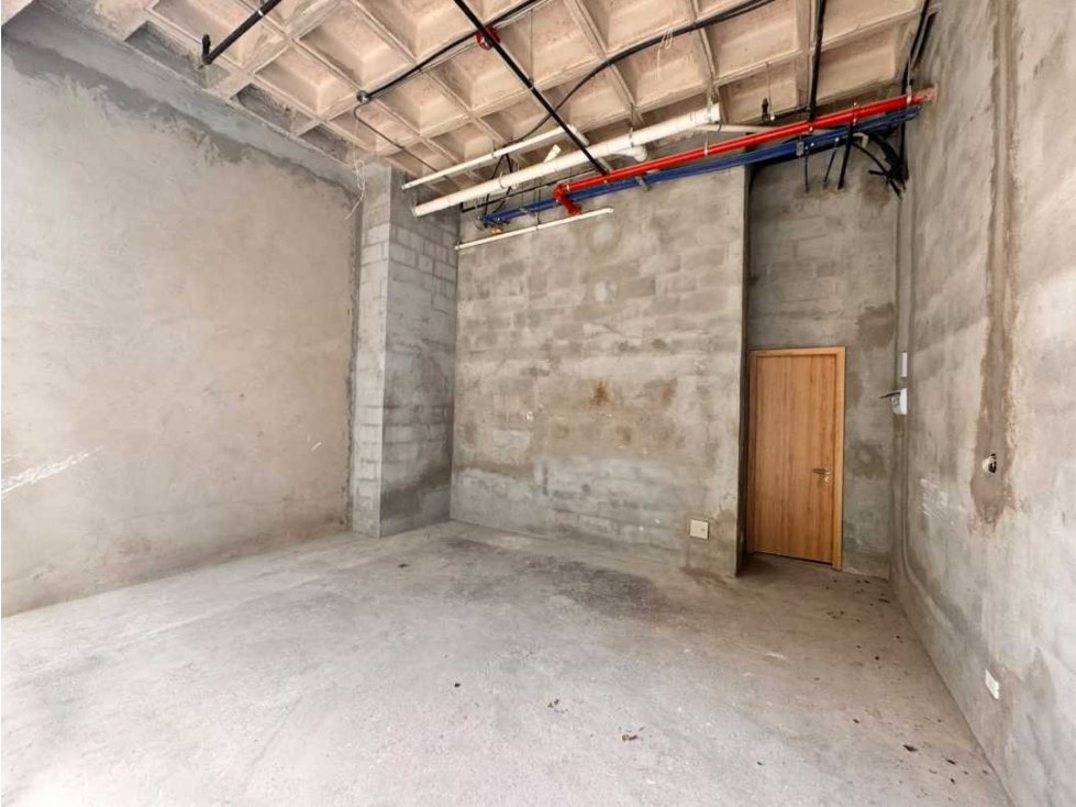 República De El Salvador, Local 30 m2