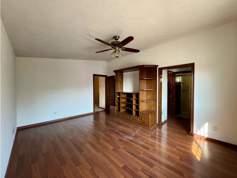 Casa en Venta con amplio jardín y terreno, Republica Saltillo — foto 6