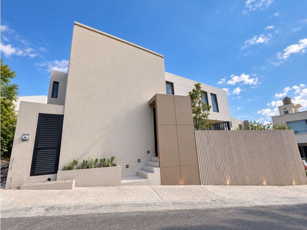 Residencia de Diseño Moderna en Esquina Cumbres Elite Premier - 1