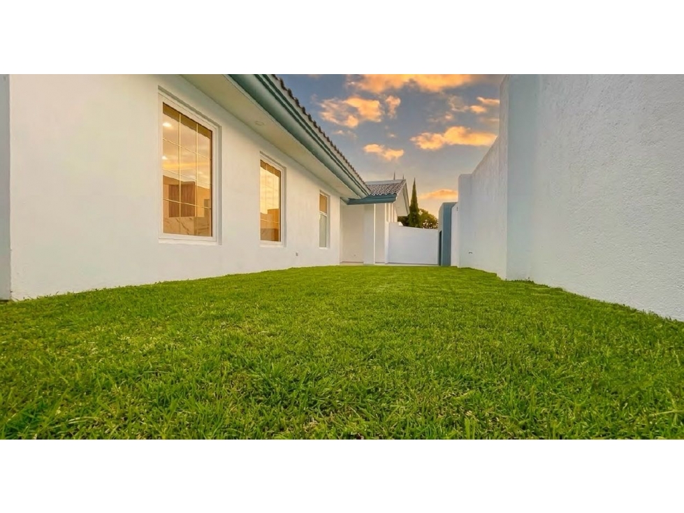 Residencia de Lujo en Esquina en venta c/Paneles | Sta Cruz Guadalupe — foto 6