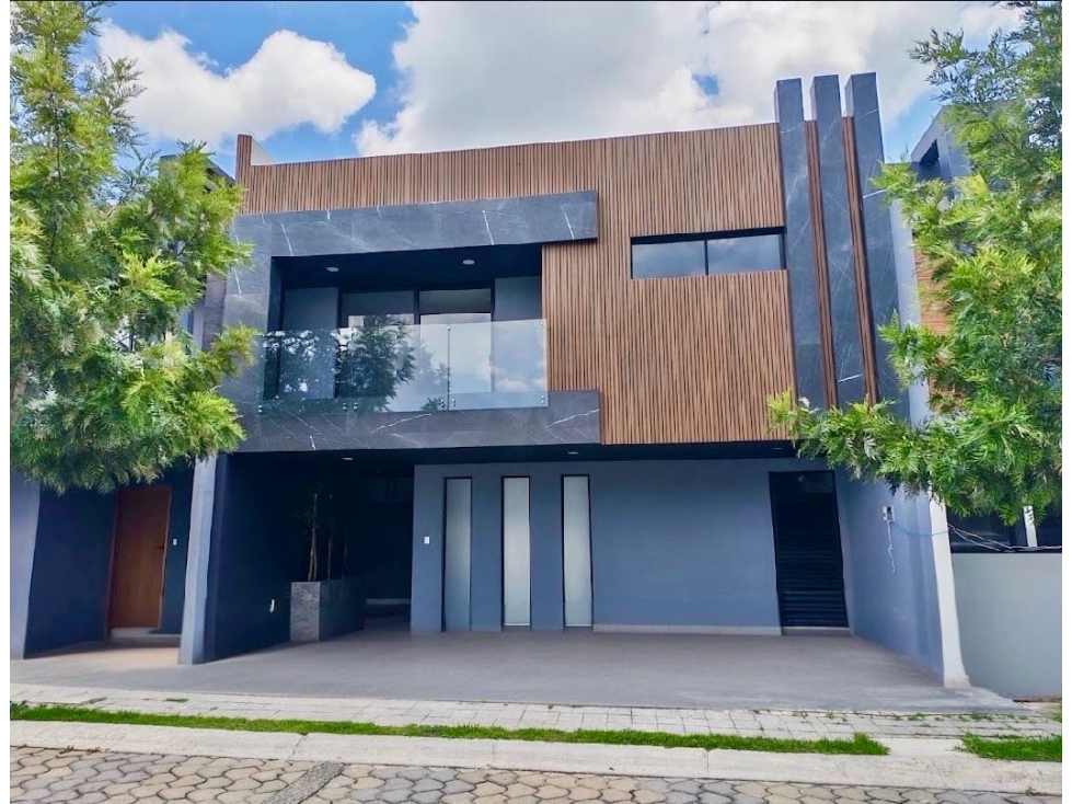 Residencia de lujo en venta en Lomas de Ángelópolis Puebla