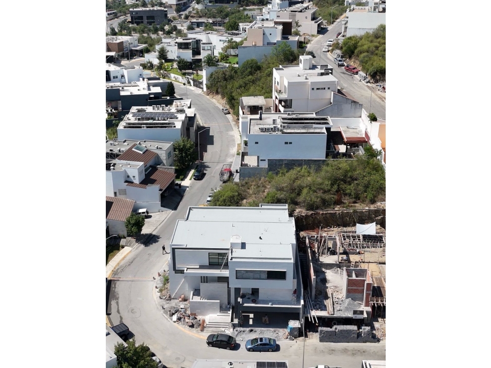 Residencia de lujo en Venta en Sierra Alta 9° Sec. — foto 3