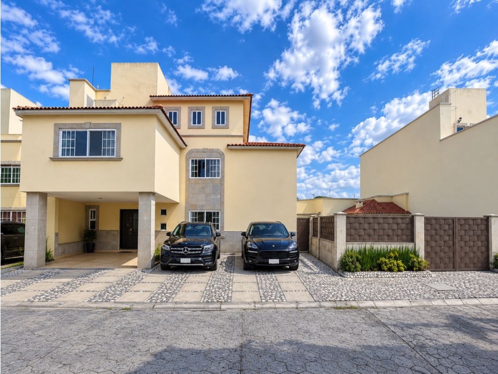 Residencia de Lujo en Venta en Metepec, Av. Tecnológico Gran Jardín — foto 2