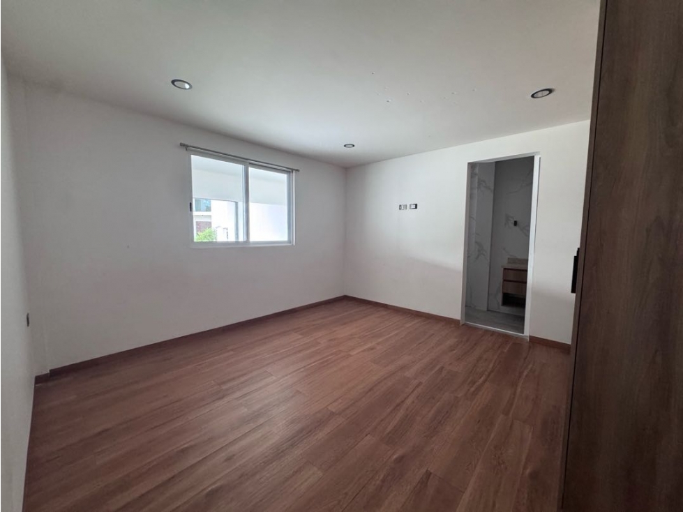 Residencia en Renta atrás de Plaza San Diego - 4