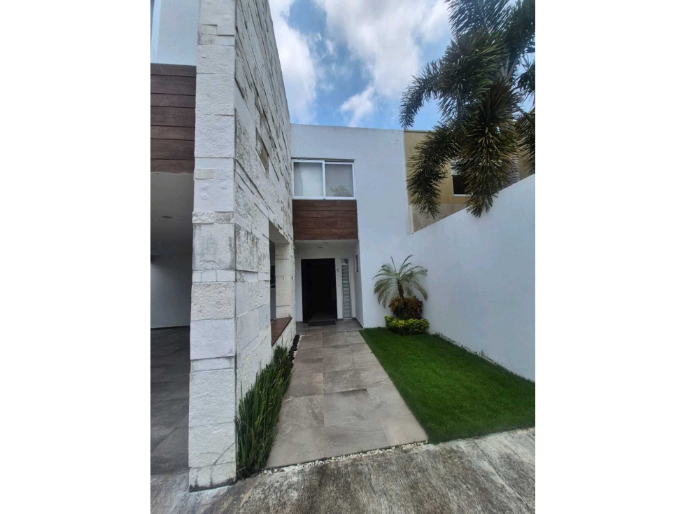 Residencia en Venta 3 Recámaras 3.5 Baños Garaje p/2 Autos El Country — foto 6