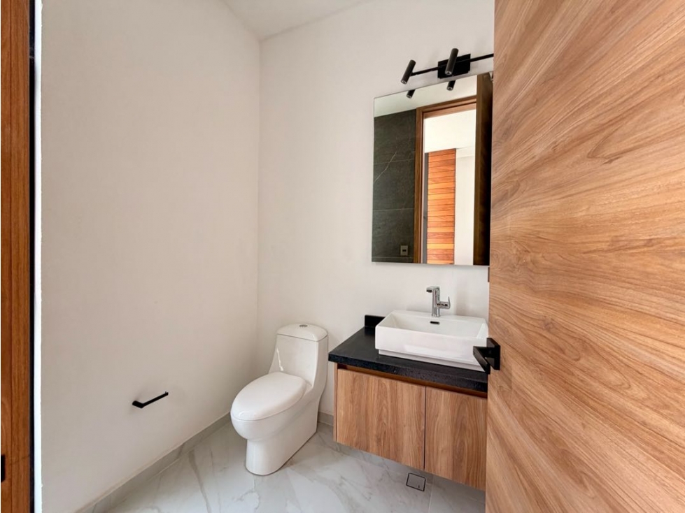 Residencia en venta con excelente altura y finos acabados en Lomas 1 — foto 3