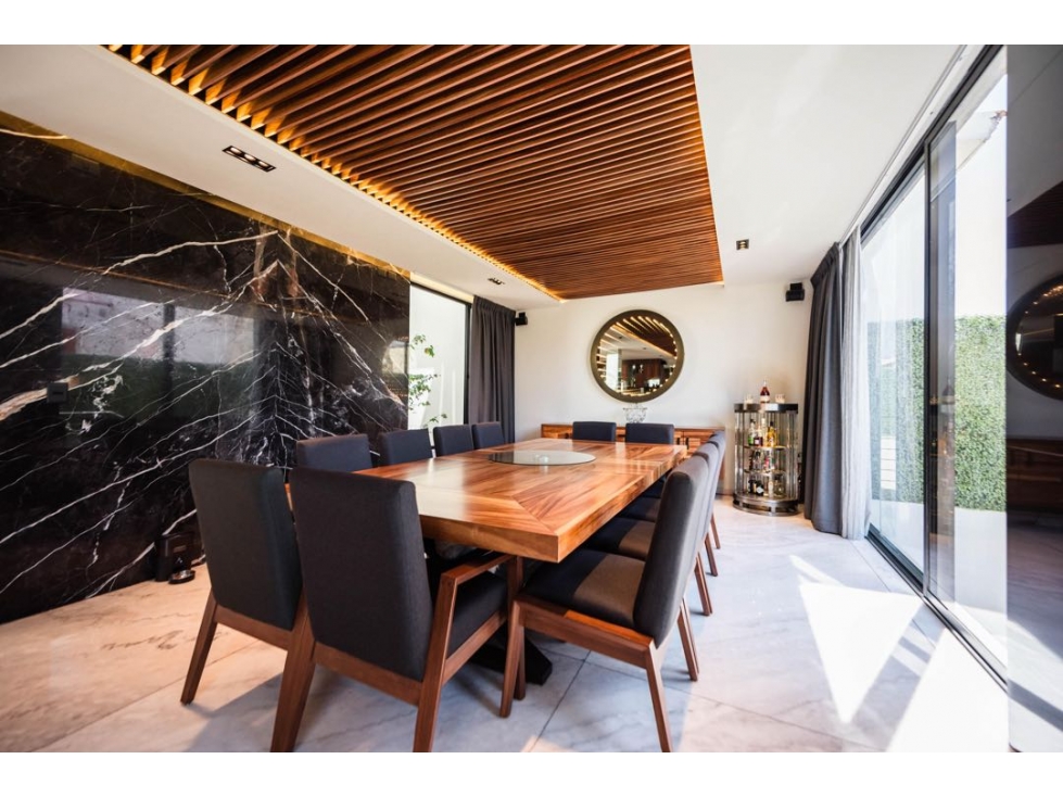 Casa en venta con 526 mts en vía Atlixcayotl. Residencial San Angel — foto 3