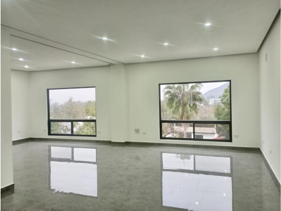 Residencia en Venta en Los Olivos Residencial en Santiago, Nuevo Leon - 2