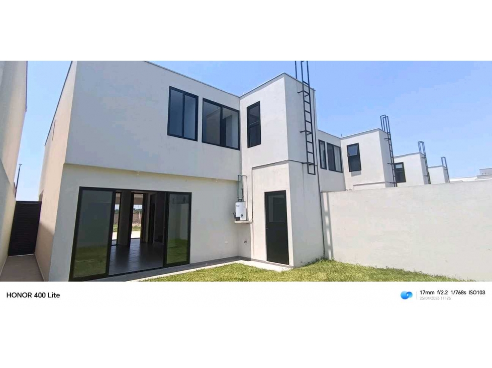 Residencia en Venta "MODELO CORA" 3 Recamaras 3.5 Baños Zona Country — foto 3