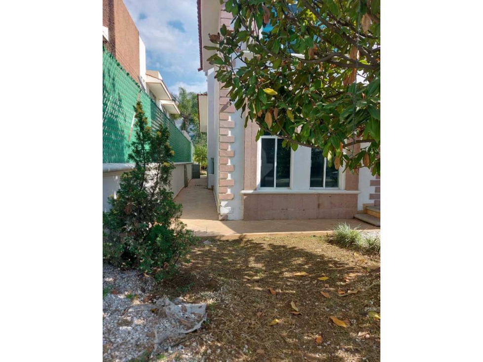 RESIDENCIAL BOSQUES DE LA HUERTA — foto 3