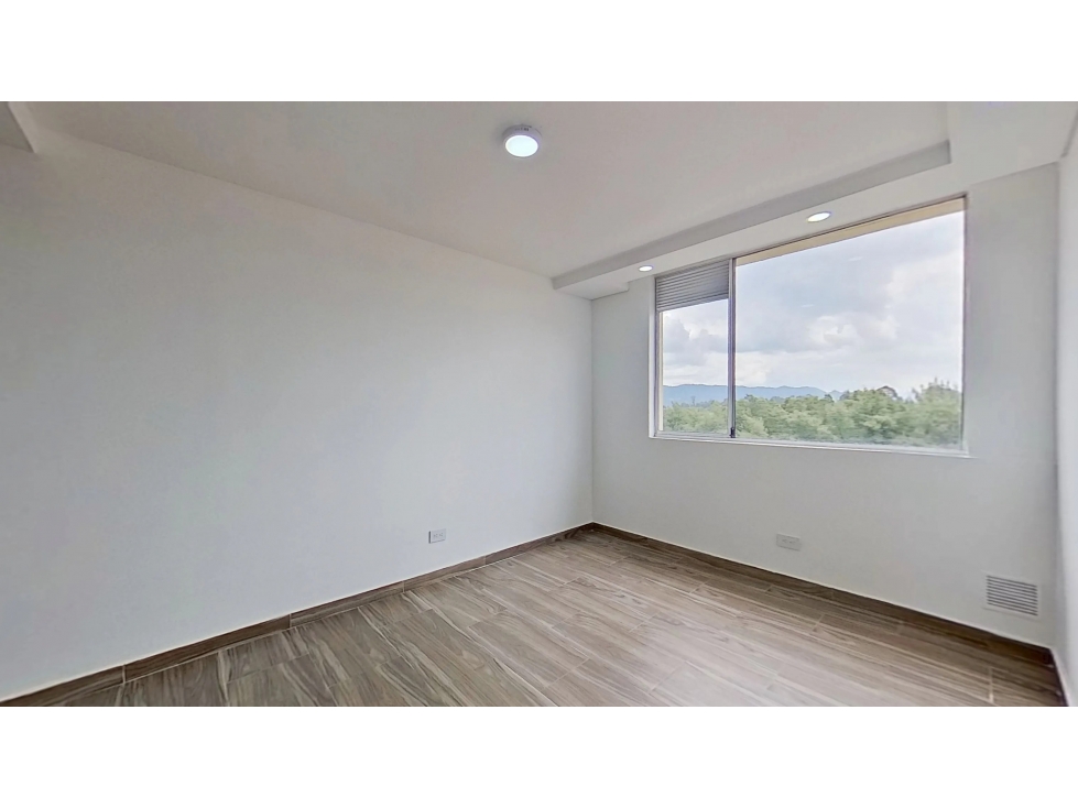 Rincón de Santa Inés, Suba - 2H/1B + Bajó $4.0M · Apto vista exterior — foto 4