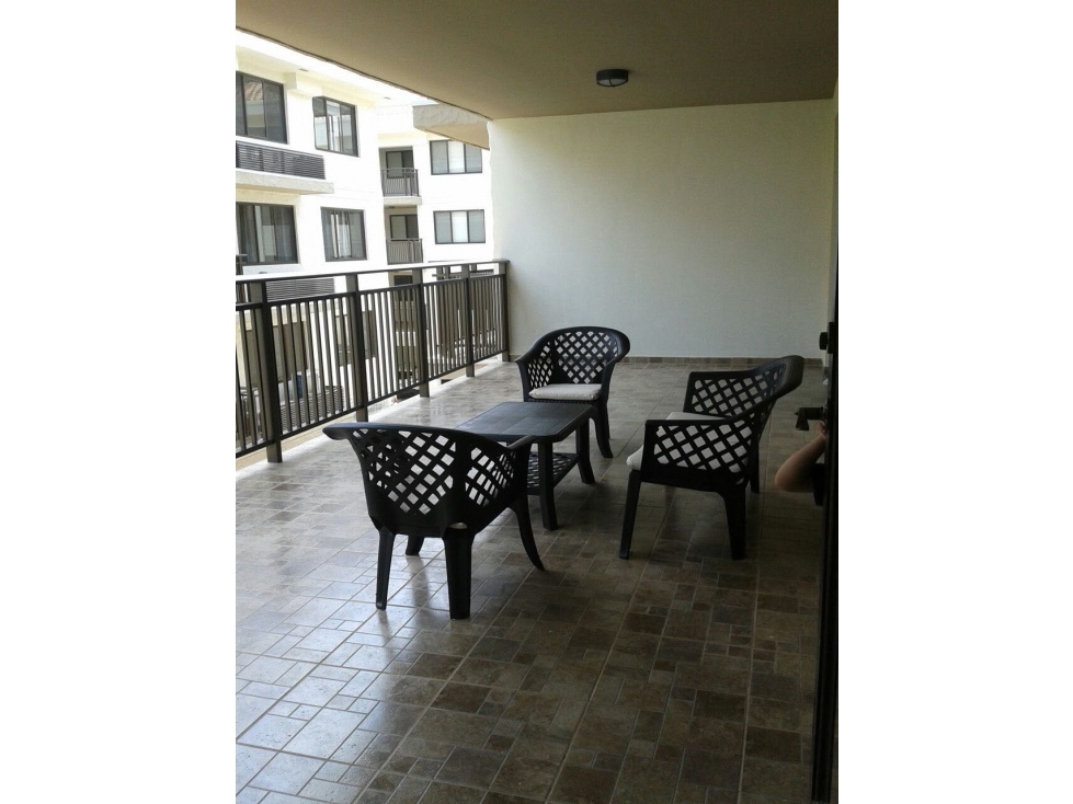 RIVER VALLEY — foto 6