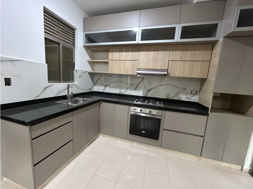 Se vende casa en Rivera Campestre, Santa Marta