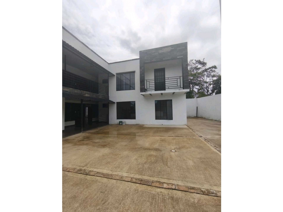 SE VENDE CASA EN CONDOMINIO MONACO (MESITAS DEL COLEGIO) - 2