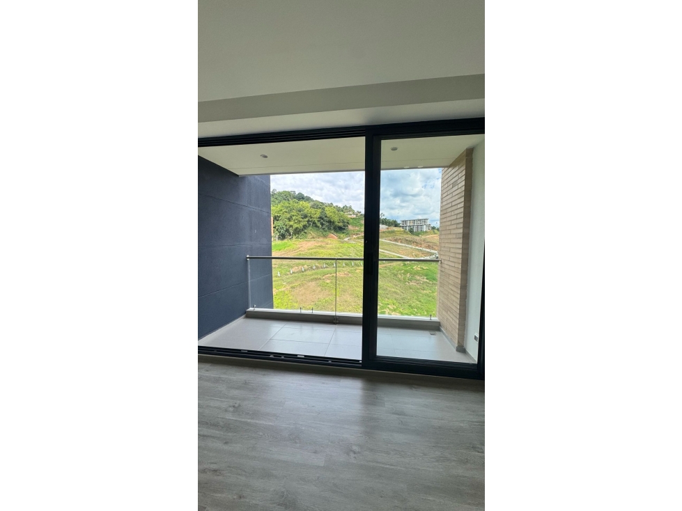 SC SE RENTA APARTAMENTO EN PINARES — foto 5