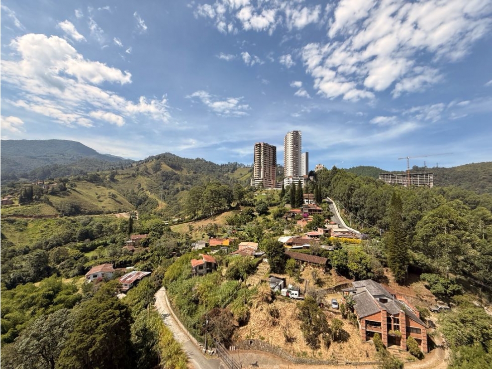 Sabaneta Loma de San José SI SUBE
