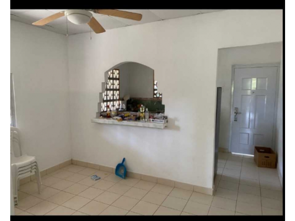 VENDO CASA EN RESIDENCIAL Y GALARA DE FABRICA EN LAS UVAS 2R — foto 4