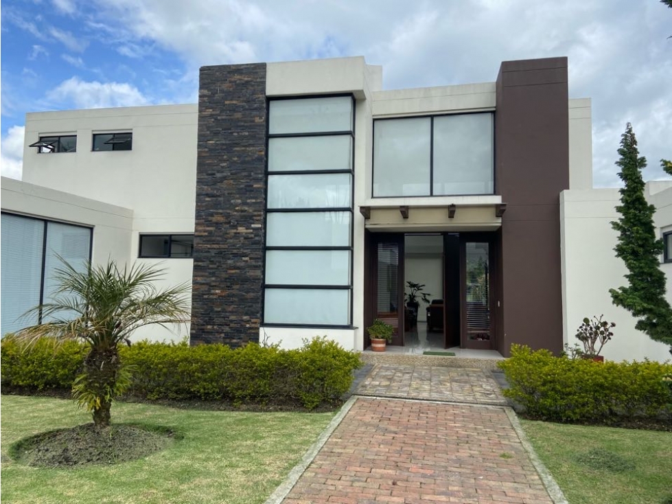 SAN SEBASTIAN GUAYMARAL ARRIENDO/VENTA