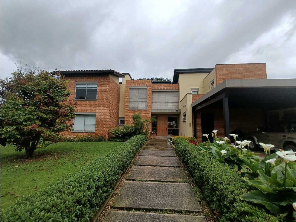 Casa condominio San Simón en venta