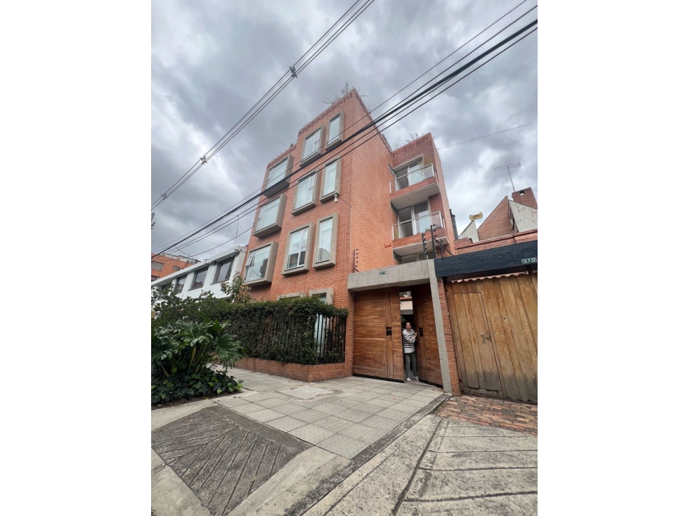 SANTA BBA. VENTA , EDIFICIO CON 12 APTOESTUDIOS AMOBLADOS.