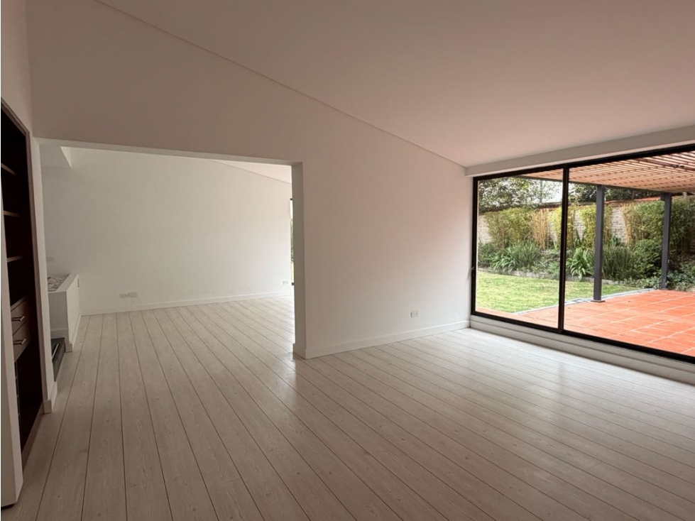 Santa Bárbara Alta fabulosa casa 4 hab frente al parque — foto 3