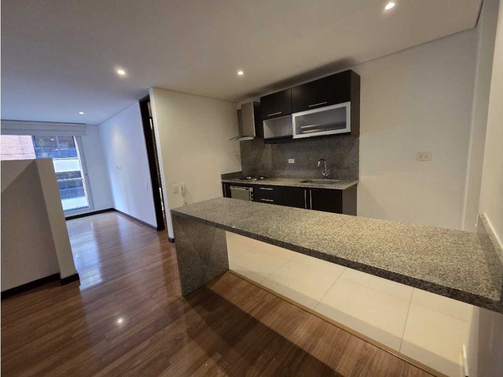SANTA PAULA RENTO APT EXT 50m2 1HAB 1.5 BAÑ BALCON VESTIER $3'3M INC A — foto 3