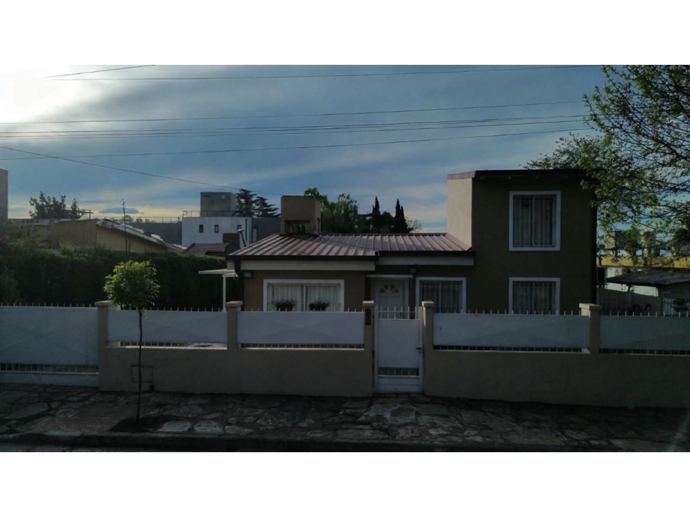VENTA CASA APTO CRÉDITO 3 DORMITORIOS SANTA RITA CARLOS PAZ — foto 3